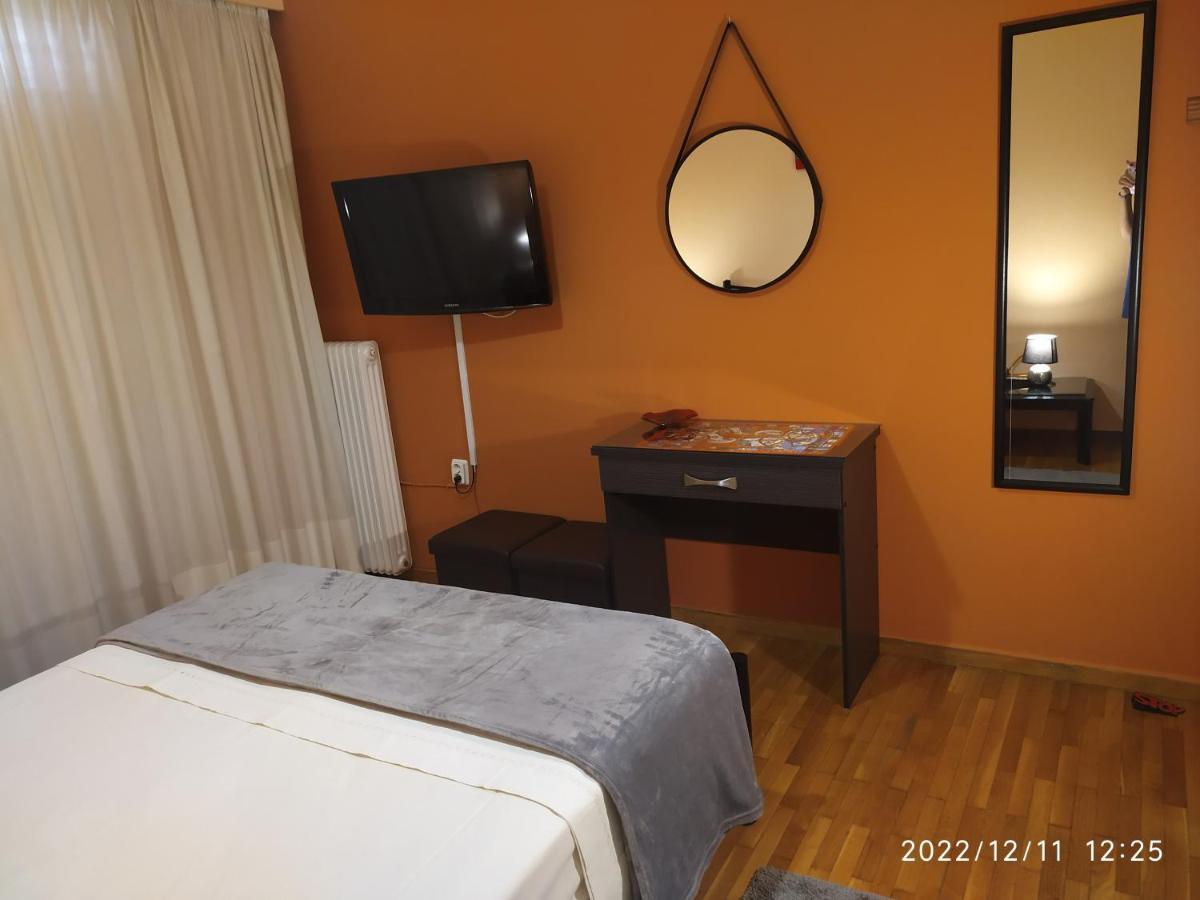 Anna'S Flat No2- 2 Bedroom Apartment Волос Екстериор снимка